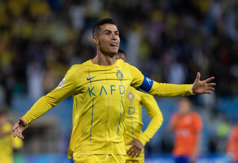 AYX- c罗在拜仁比赛中关键助攻,惊险取胜引发热议的是谁 