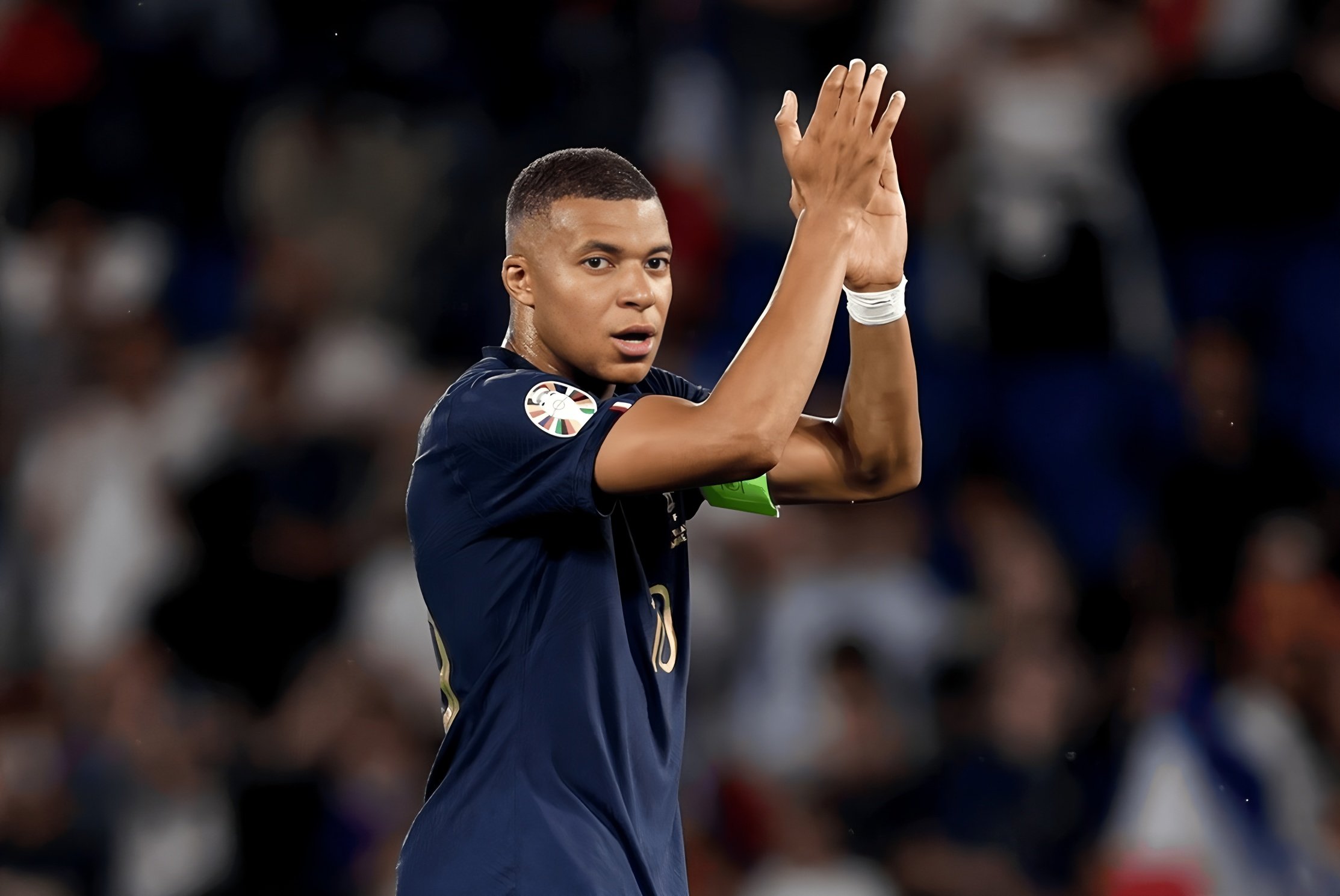 爱游戏体育-姆巴佩在皇家马德里比赛中比分优势明显，关键助攻引发热议！的简单介绍