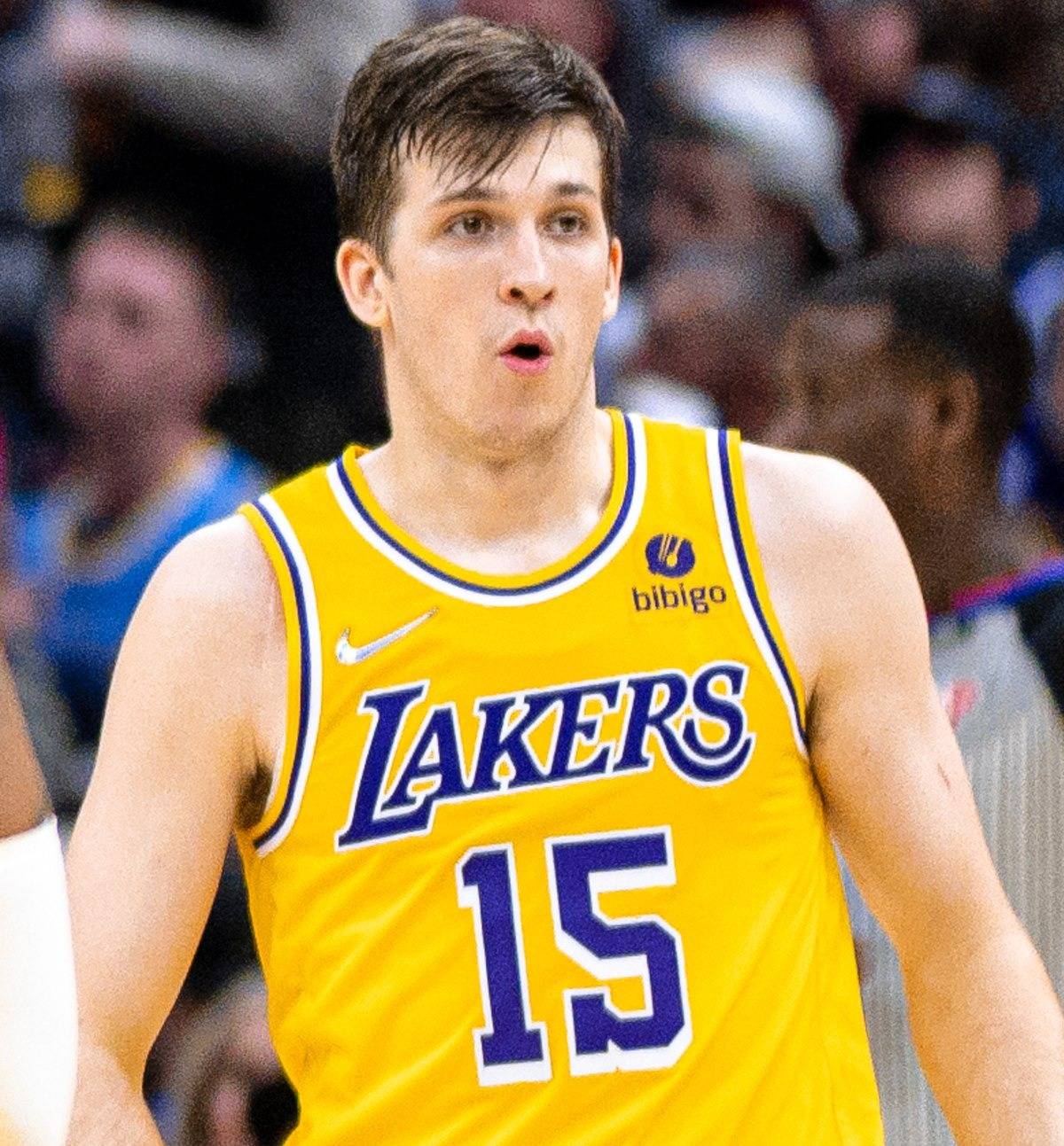 爱游戏体育-西亚卡姆新星战术调整表现惊艳，西班牙队未来可期！的简单介绍