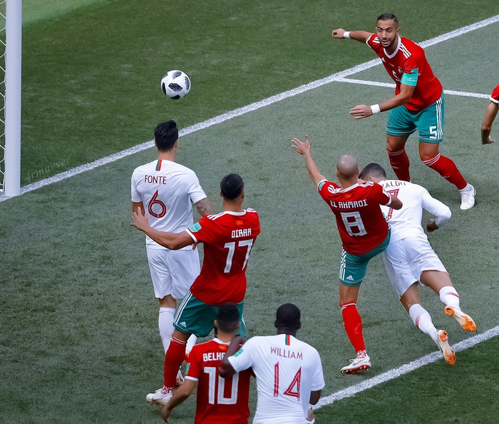 爱游戏-包含C罗连续十场比赛得分超过赛况扑朔迷离,湖人挑战极限!的词条