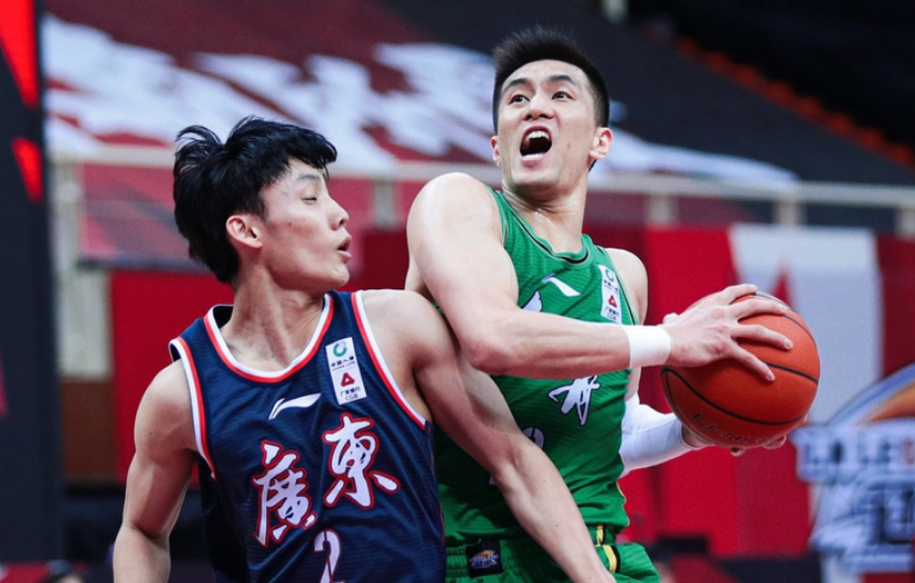 AYX-关于阿扎伦卡遭遇十连败,巴黎圣日耳曼教练面临压力!的信息