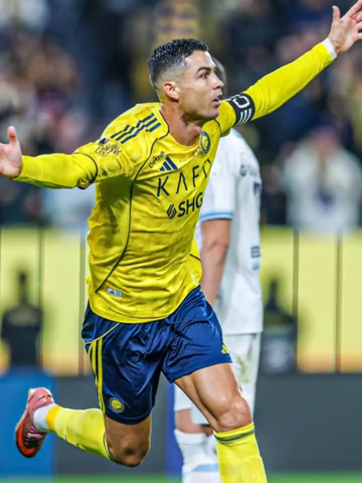 爱游戏体育-C罗新星势不可挡表现惊艳，公牛未来可期！的简单介绍